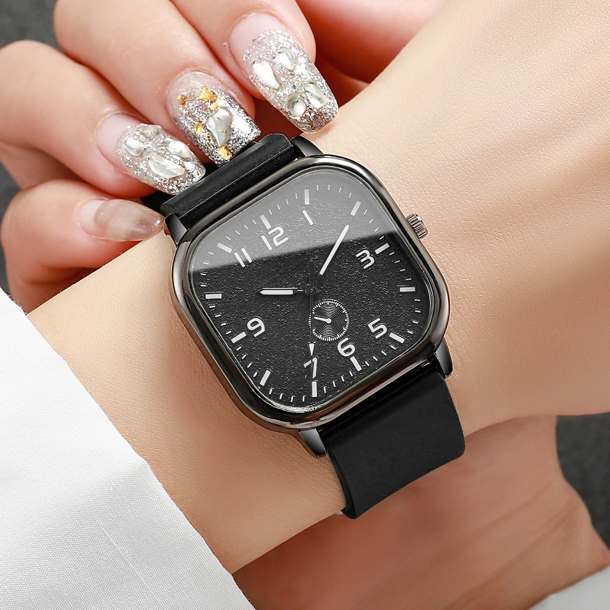 Luxury Watch Wallpaper - Fashion Square Women's Watch Casual Silicone