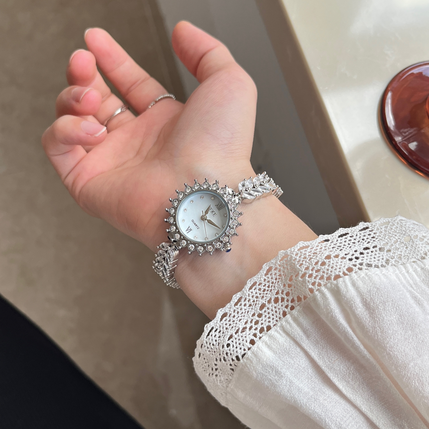 Luxury new chain type exquisit - Luxury Watch Quartz บทวิจารณ์และราคา