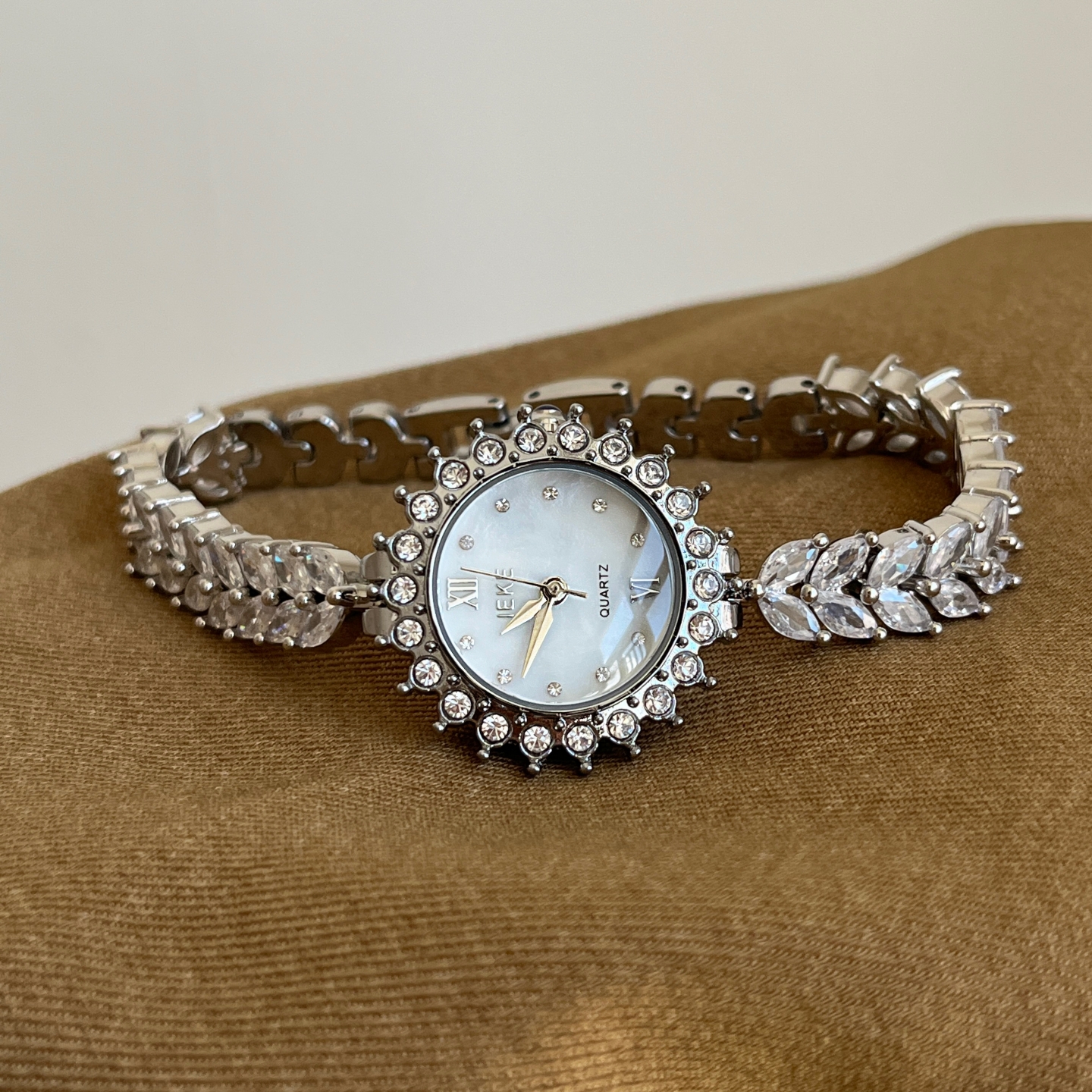 Luxury new chain type exquisit - Luxury Watch Quartz บทวิจารณ์และราคา