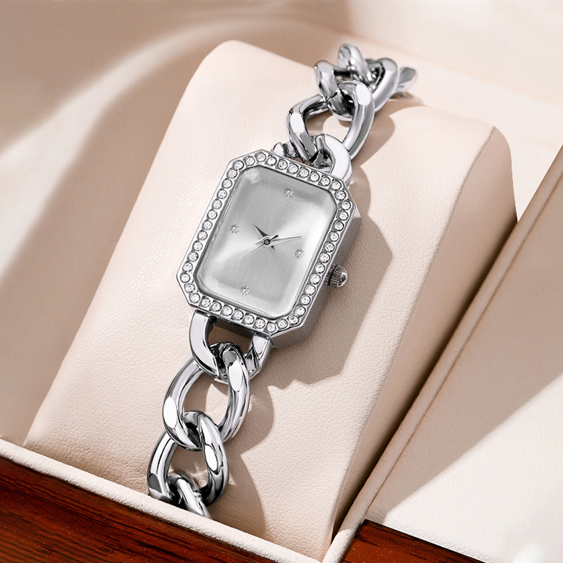 Mystery box contains 1randomco - Luxury Watch Box บทวิจารณ์และราคา