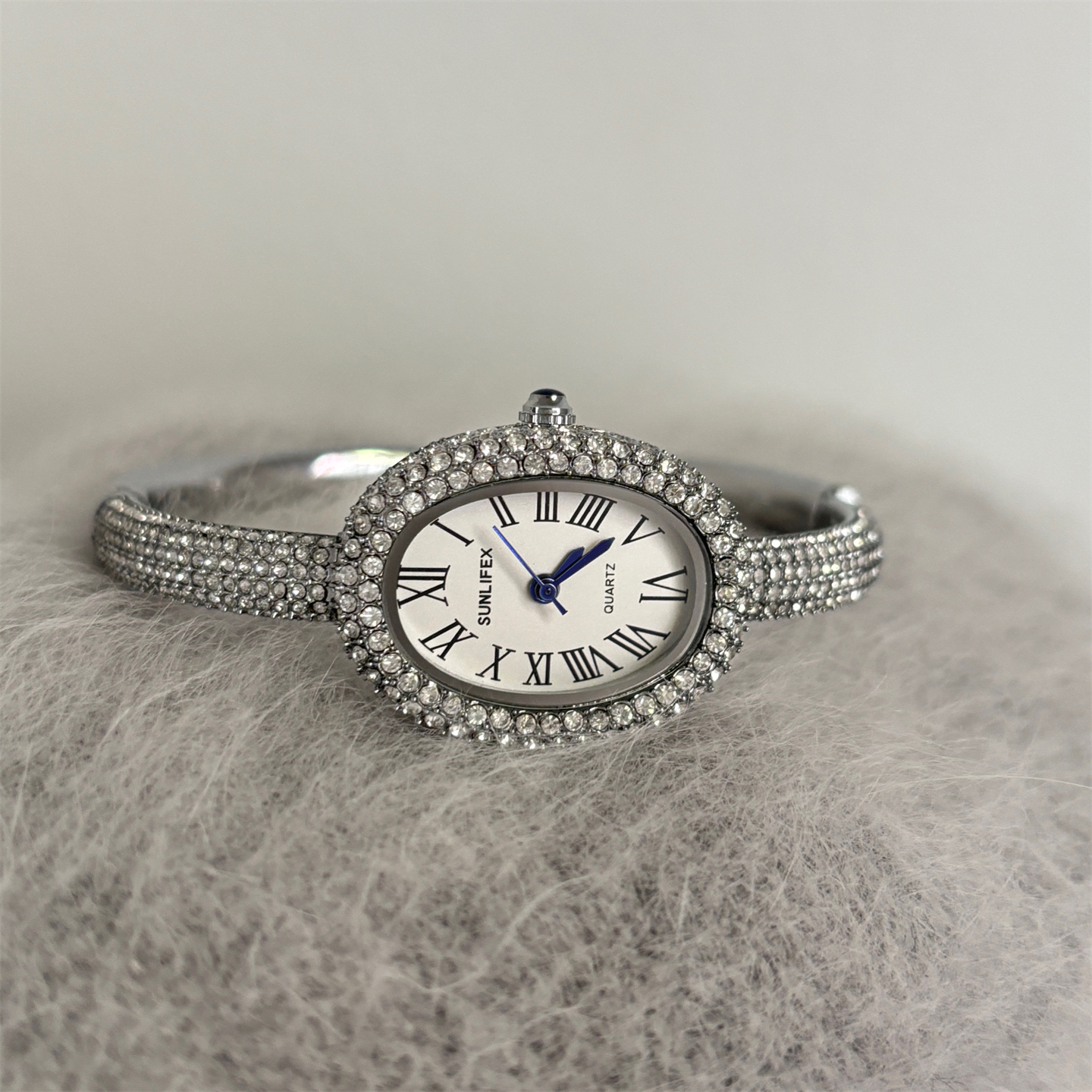 Round fashion temperament mini - Luxury Watch Quartz บทวิจารณ์และราคา