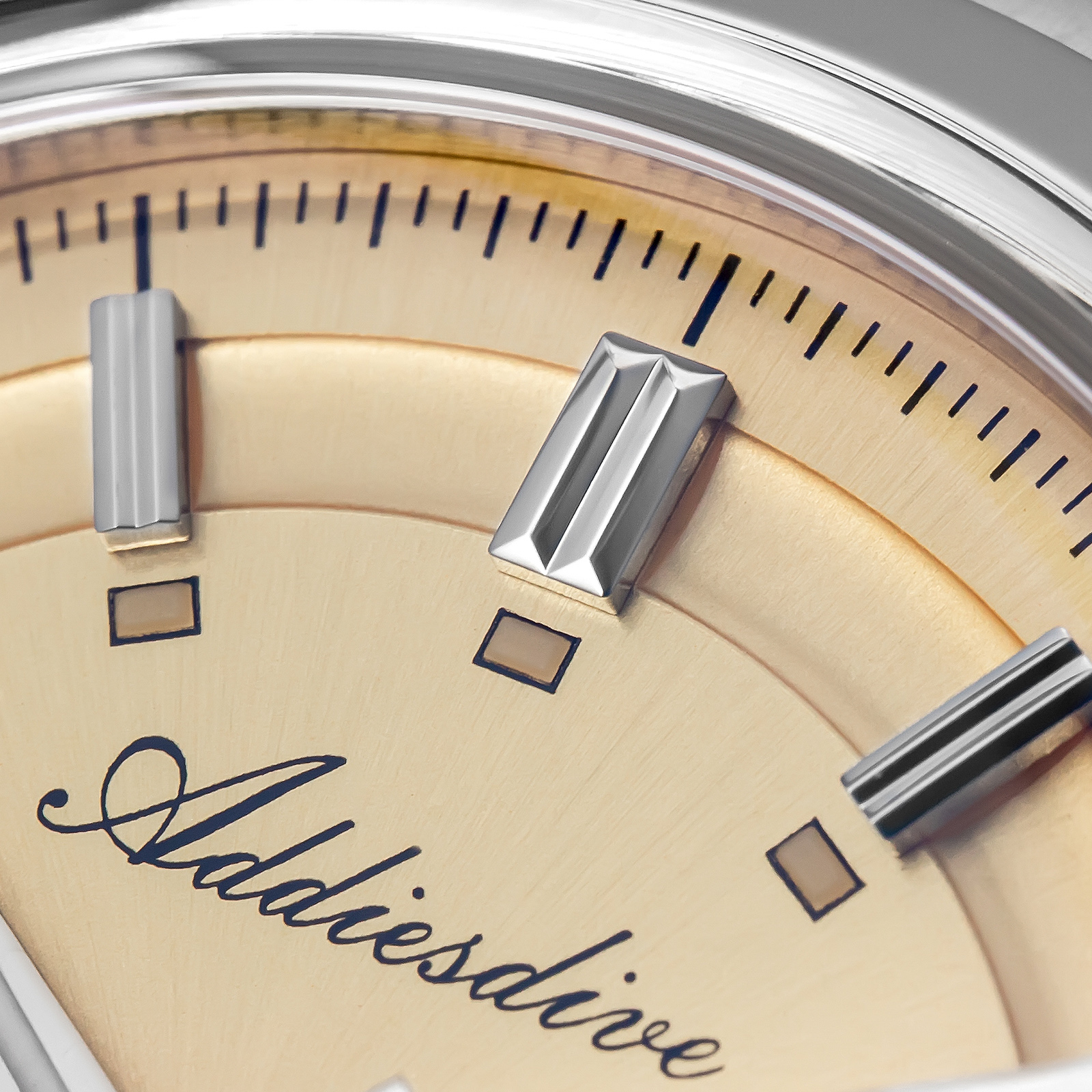 ADDIESDIVE Super Luminous Japa - Luxury Watch Quartz บทวิจารณ์และราคา