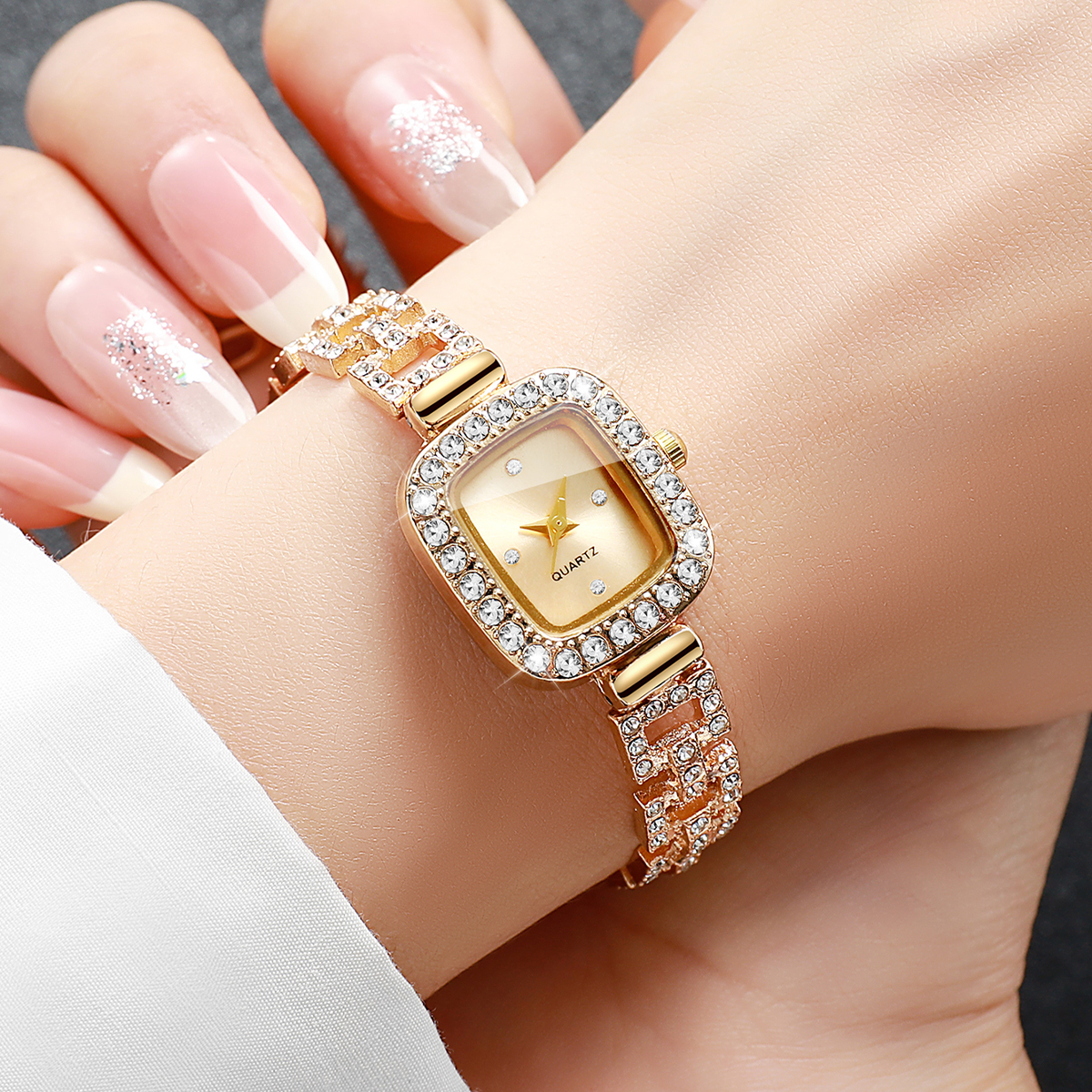 Luxury Rhinestone Bracelet Str - Luxury Watch Organizer บทวิจารณ์และราคา