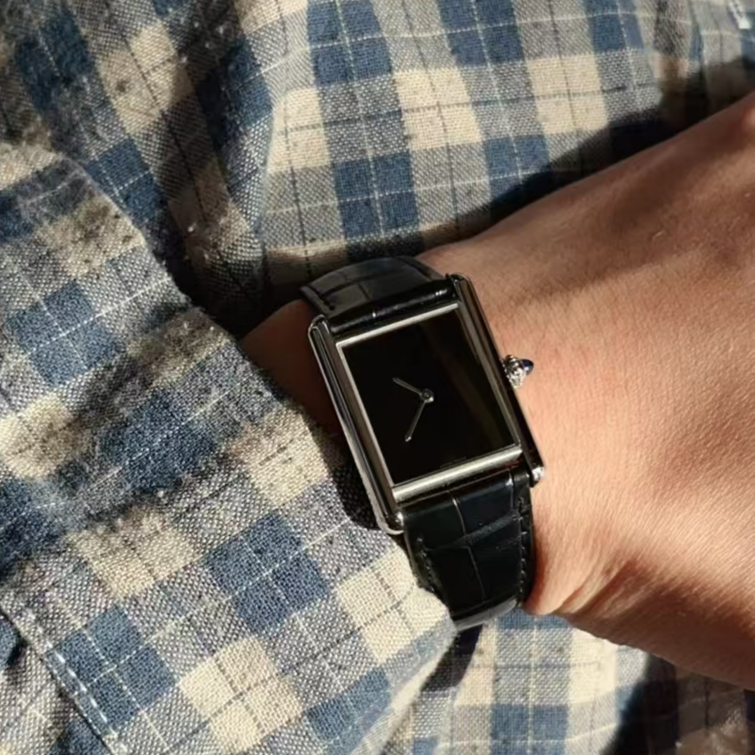 CILOA Black Square Tank Watch  - Luxury Watch All Black บทวิจารณ์และราคา
