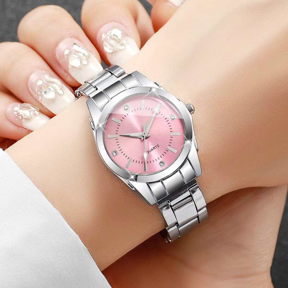 Luxury Rhinestone Women Watche - Luxury Watch Organizer บทวิจารณ์และราคา